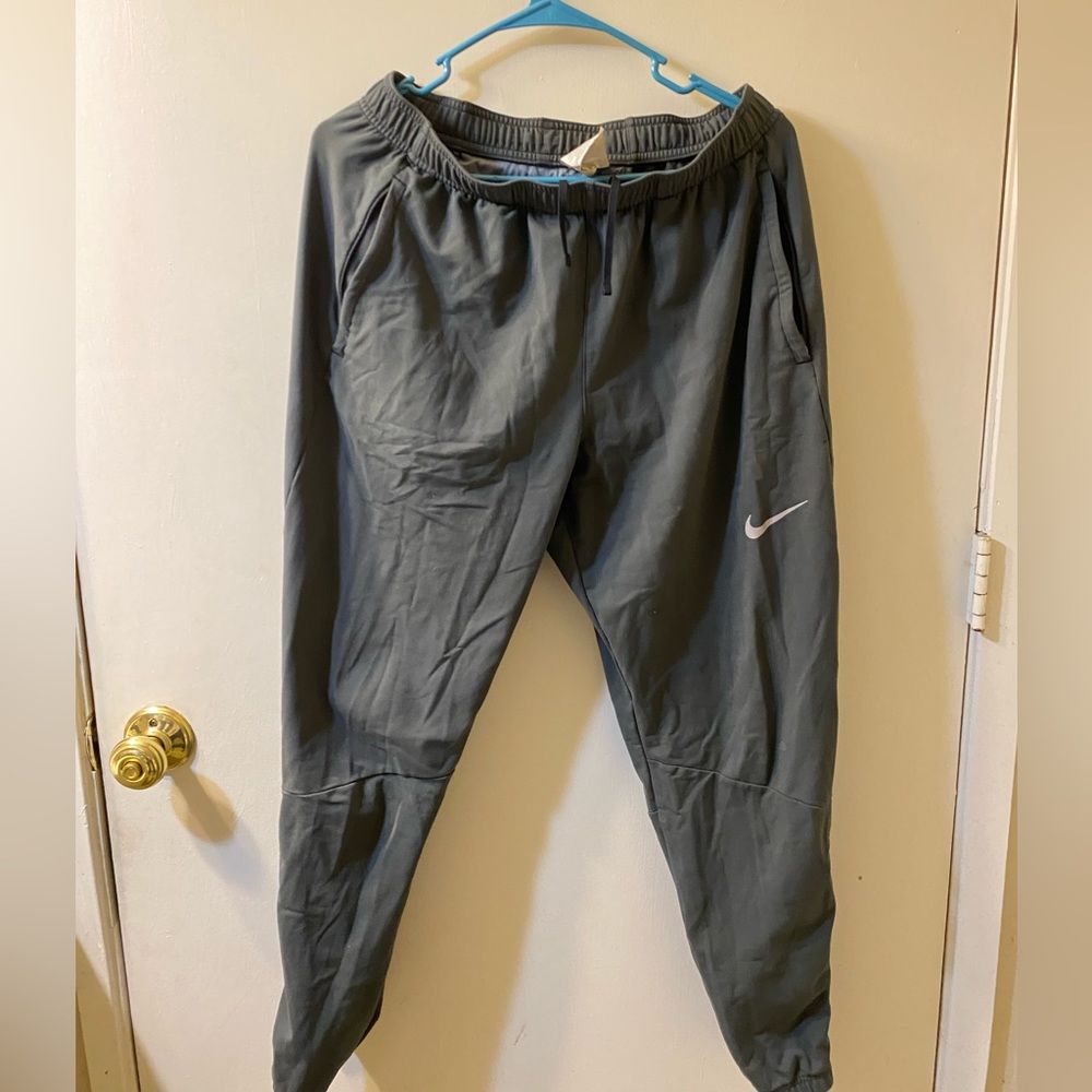 Nike Dri Fit Sweatpants - M